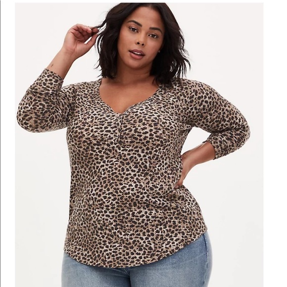 🌸 Torrid Leopard Knit Top Waffle Sz Large NWT ‼️